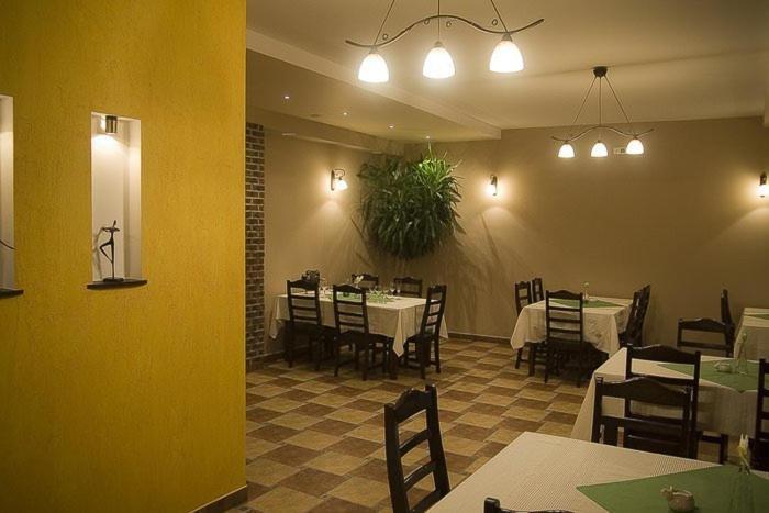 Hotel Labedy Gliwice Exterior foto